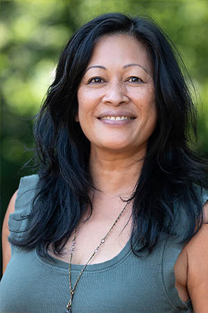 elaine omast
